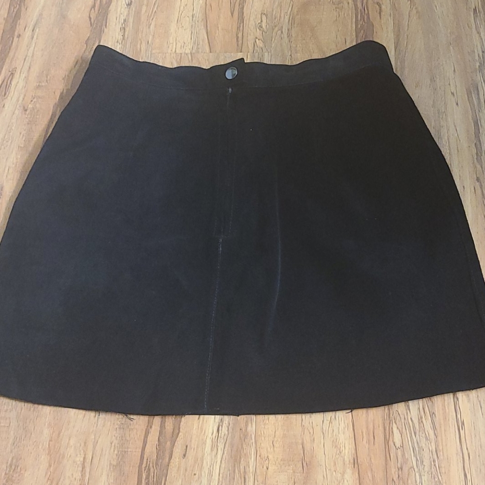 Urban Outfitters Black Nylon Skirt Size XS
